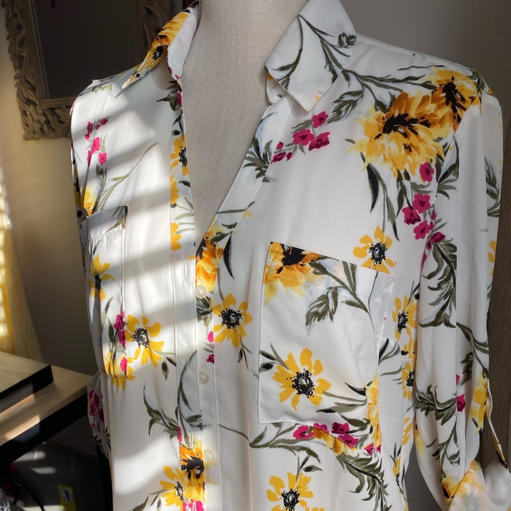 Express Button Up Shirt - Picture 2 of 3